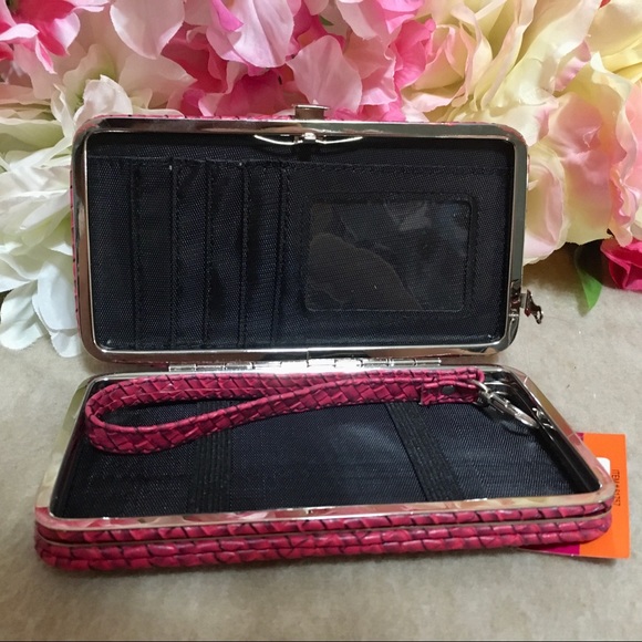 BOGO Woven Clutch Wallet with Attachable Strap - Picture 4 of 13